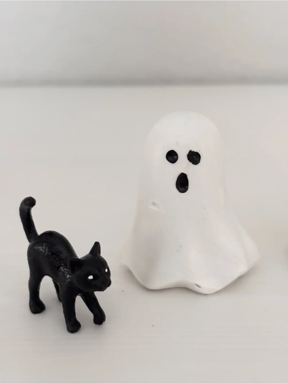 TARGET Mini Ghosts & Black Cats Figurines (4)